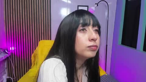 Snapshot of miilu__1 chatting on 11/14/25, 05:06 miilu online show from 11/14/25, 05:06