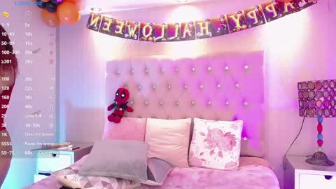 Lucii online show from 10/08/25, 11:13