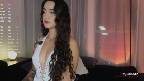   online show from 04/25/26, 12:35