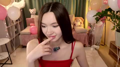 Snapshot of miiyameow chatting on 06/11/26, 02:53 Miiya online show from 06/11/26, 02:53