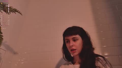 Snapshot of mika_moon_ chatting on 10/02/25, 03:52 mika_moon_ online show from 10/02/25, 03:52