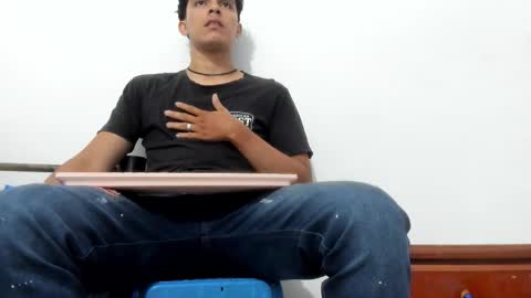 Snapshot of mikael_stor chatting on 09/25/25, 11:36 mikael_stor online show from 09/25/25, 11:36