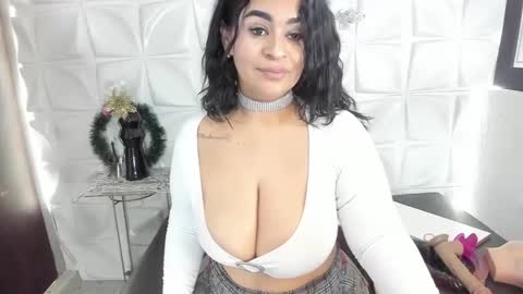 Mikaela Lust online show from 12/09/24, 05:30