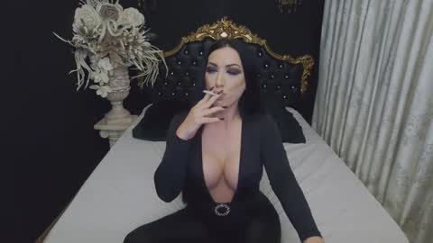 Mikaela online show from 11/27/25, 04:36