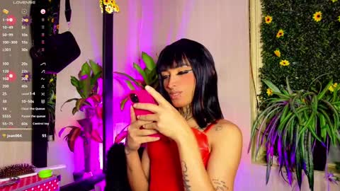 Snapshot of mikaelarangel chatting on 10/08/25, 02:09 mikaelarangel online show from 10/08/25, 02:09