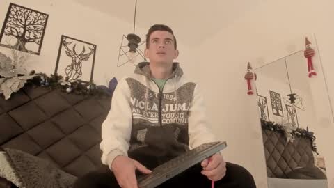 mikael online show from 01/05/25, 03:43