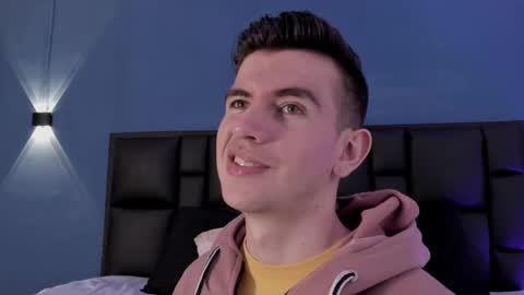 mikael online show from 09/09/25, 04:45