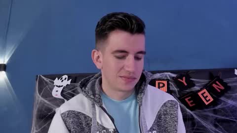 mikael online show from 10/23/25, 04:12