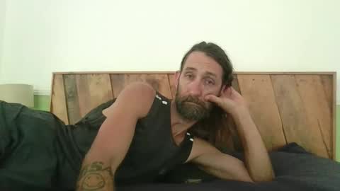 Snapshot of mikal702912 chatting on 11/16/25, 11:21 mikal702912 online show from 11/16/25, 11:21