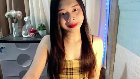 Mikay online show from 02/10/26, 03:27