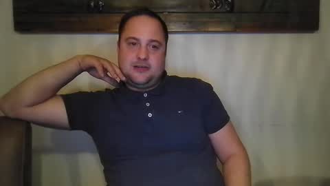 Snapshot of mike38be chatting on 09/18/25, 09:39 mike38be online show from 09/18/25, 09:39