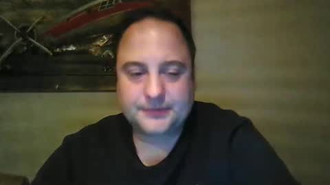 Snapshot of mike38be chatting on 11/10/25, 02:10 mike38be online show from 11/10/25, 02:10