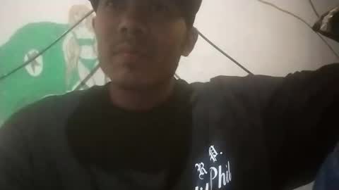 Snapshot of mike4308 chatting on 04/30/26, 03:35 Maherz43 online show from 04/30/26, 03:35