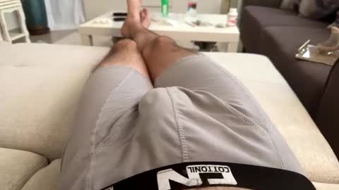 Snapshot of mike860947 chatting on 09/29/25, 05:01 mike860947 online show from 09/29/25, 05:01