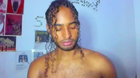 Snapshot of mike__thomson_ chatting on 09/11/25, 02:44 mike__thomson_ online show from 09/11/25, 02:44