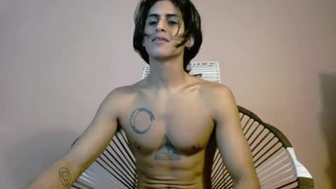 mike_d1030 online show from 06/08/26, 07:36