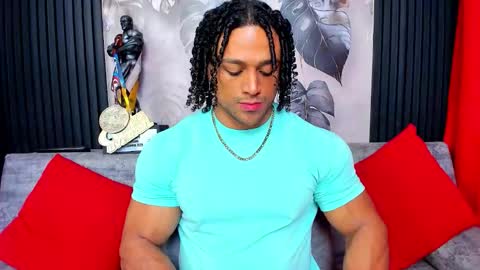   online show from 10/13/25, 02:00