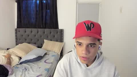 Snapshot of mike_master9 chatting on 10/08/25, 11:19 mike_master9 online show from 10/08/25, 11:19