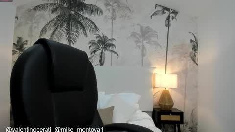 Snapshot of mike_montoya chatting on 10/12/25, 03:16 Mike Montoya online show from 10/12/25, 03:16