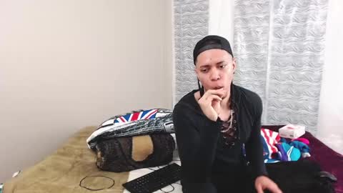 Enrique Rolly online show from 01/20/25, 01:28