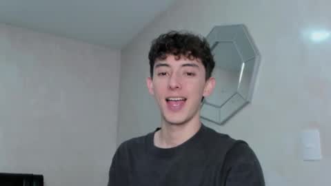 Snapshot of mikebelf4 chatting on 11/07/25, 12:32 Mikebelf4 online show from 11/07/25, 12:32