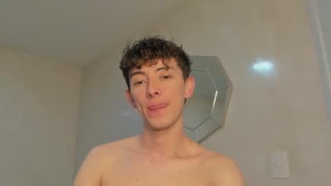 Snapshot of mikebelf4 chatting on 11/16/25, 08:47 Mikebelf4 online show from 11/16/25, 08:47