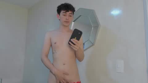 Snapshot of mikebelf4 chatting on 11/20/25, 10:20 Mikebelf4 online show from 11/20/25, 10:20