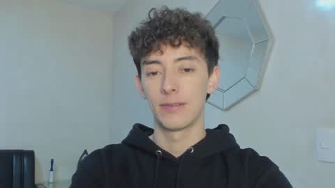 Snapshot of mikebelf4 chatting on 11/29/25, 01:08 Mikebelf4 online show from 11/29/25, 01:08