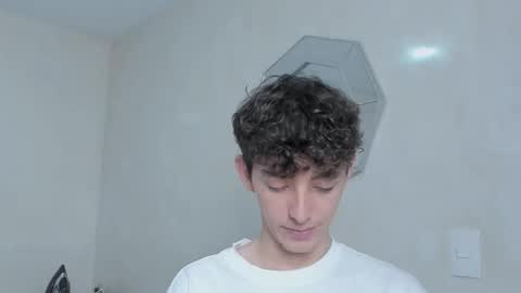 Snapshot of mikebelf4 chatting on 12/13/25, 08:25 Mikebelf4 online show from 12/13/25, 08:25