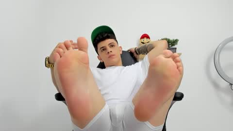 Snapshot of mikecooper_ chatting on 09/23/25, 01:41 Mike Cooper online show from 09/23/25, 01:41