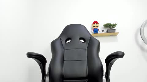 Snapshot of mikecooper_ chatting on 10/10/25, 02:21 Mike Cooper online show from 10/10/25, 02:21