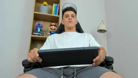 Snapshot of mikecooper_ chatting on 04/14/26, 12:27 Mike Cooper online show from 04/14/26, 12:27