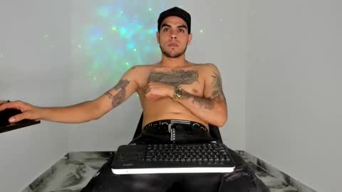 mikee_scooth online show from 03/14/26, 02:28
