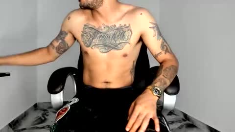 mikee_scooth online show from 06/10/26, 11:09