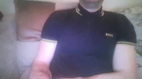 Snapshot of mikehockishuge9 chatting on 02/20/25, 10:15 mikehockishuge9 online show from 02/20/25, 10:15