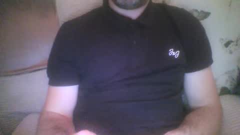 Snapshot of mikehockishuge9 chatting on 10/11/25, 11:03 mikehockishuge9 online show from 10/11/25, 11:03