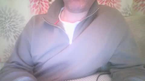 Snapshot of mikehockishuge9 chatting on 02/22/26, 12:45 mikehockishuge9 online show from 02/22/26, 12:45
