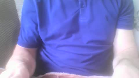 Snapshot of mikehockishuge9 chatting on 04/12/26, 11:04 mikehockishuge9 online show from 04/12/26, 11:04