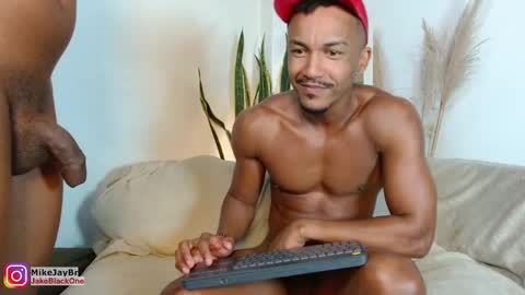         Mike Jay online show from 12/04/24, 04:43