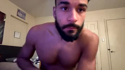 Snapshot of mikemikemikey9996 chatting on 10/10/25, 01:48 mikemikemikey9996 online show from 10/10/25, 01:48