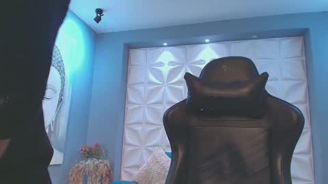 MIKE PARK  online show from 09/17/25, 11:12