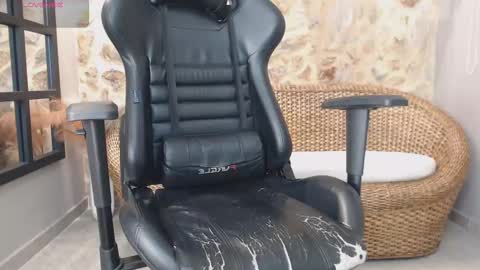 MIKE PARK  online show from 09/26/25, 11:03