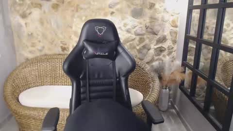 MIKE PARK  online show from 10/08/25, 11:08