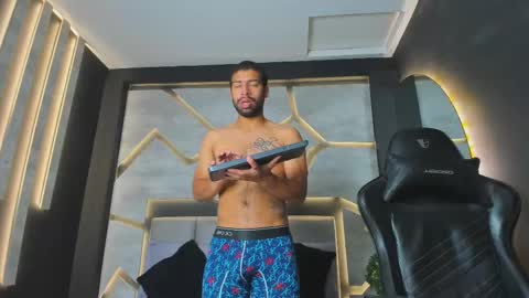 MIKE PARK  online show from 10/20/25, 11:10