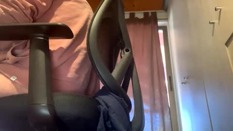 miker1239 online show from 10/02/25, 03:52