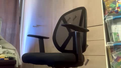 miker1239 online show from 10/05/25, 07:01