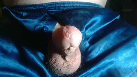 Snapshot of miketrike137 chatting on 02/12/25, 12:12 miketrike137 online show from 02/12/25, 12:12