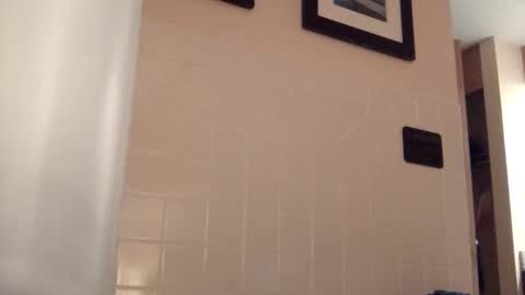 New and curious online show from 12/04/25, 07:17