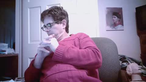 Snapshot of mikewulds chatting on 12/15/24, 08:25 Mike online show from 12/15/24, 08:25
