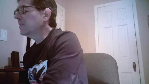Snapshot of mikewulds chatting on 02/22/25, 03:34 Mike online show from 02/22/25, 03:34